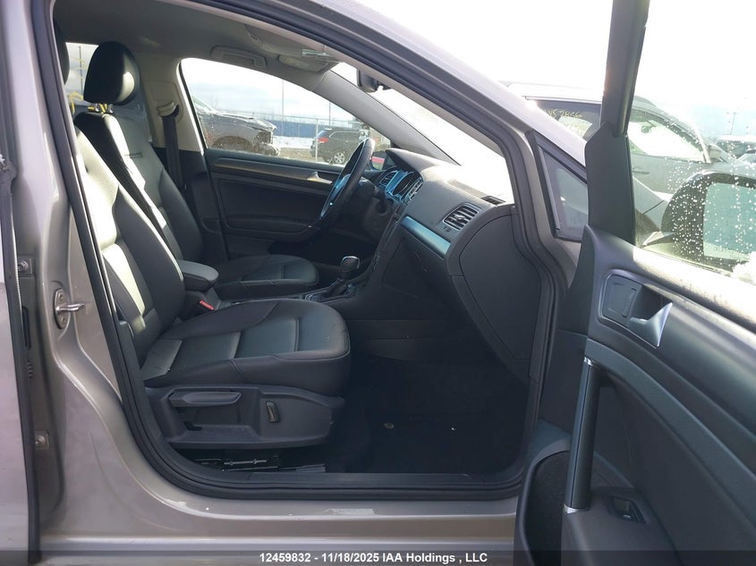 WVWPR7AU9LW902209 2020 VOLKSWAGEN E GOLF photo no. 5