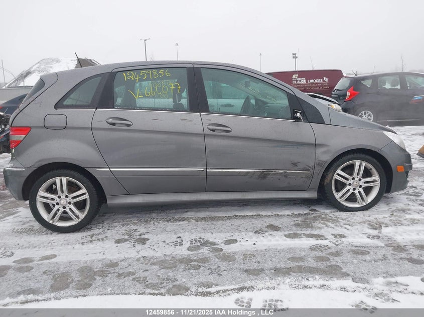 2011 Mercedes-Benz B200 VIN: WDDFH3DB8BJ660077 Lot: 12459856