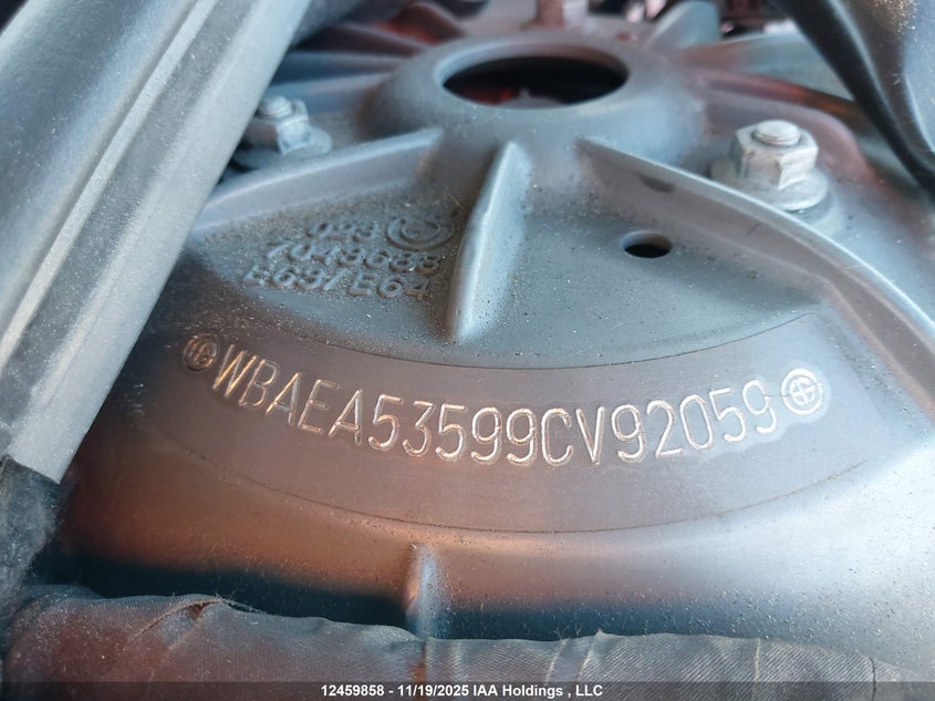 2009 BMW 650 I VIN: WBAEA53599CV92059 Lot: 12459858