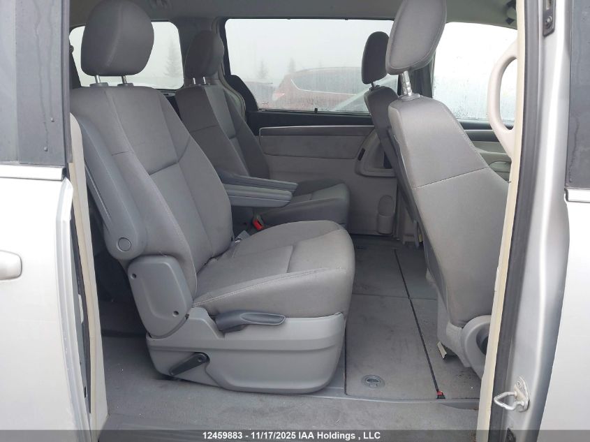 2010 Volkswagen Routan Se VIN: 2V4RW3DXXAR228020 Lot: 12459883