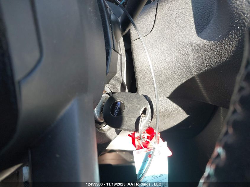 2015 Ford Focus Se VIN: 1FADP3K22FL370800 Lot: 12459903