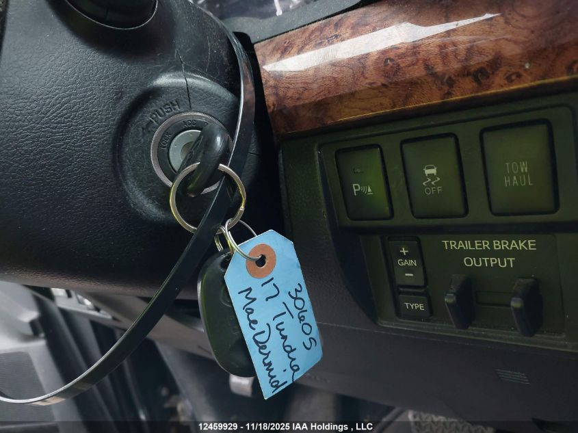 2017 Toyota Tundra Platinum 5.7L V8 VIN: 5TFAY5F10HX671729 Lot: 12459929