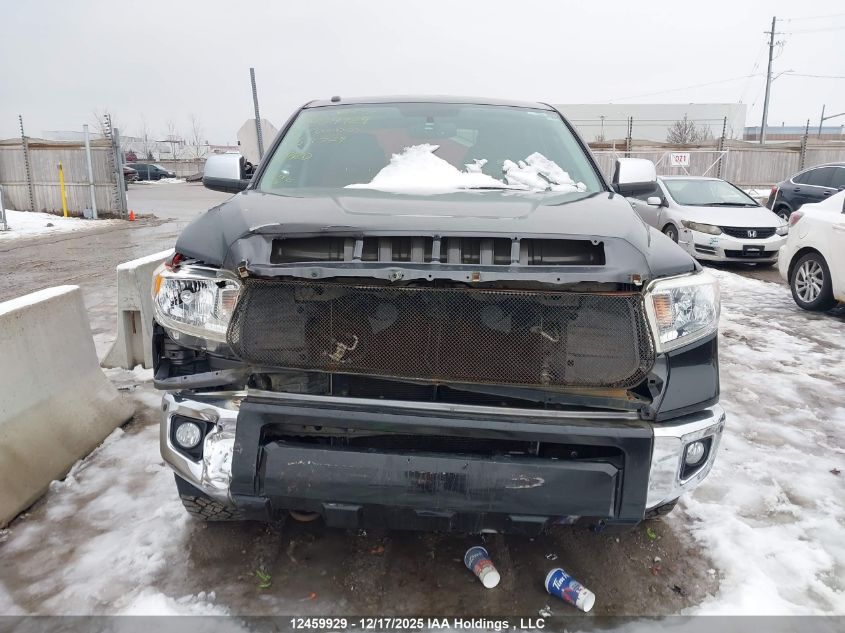 2017 Toyota Tundra Platinum 5.7L V8 VIN: 5TFAY5F10HX671729 Lot: 12459929