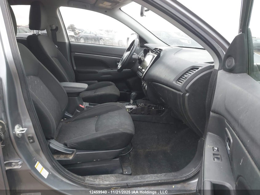 JA4AJVAWXMU606867 2021 MITSUBISHI RVR photo no. 5