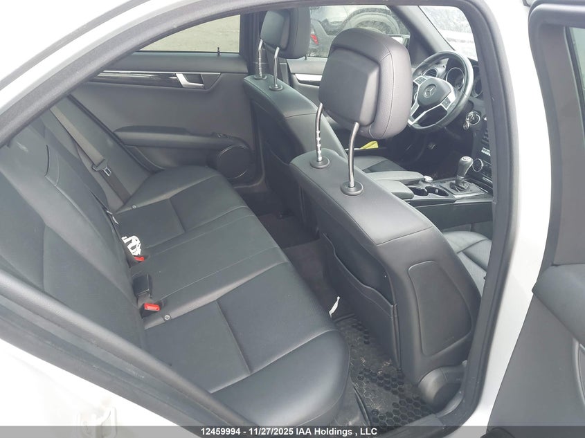 2013 Mercedes-Benz C 350 4Matic VIN: WDDGF8JBXDG133671 Lot: 12459994