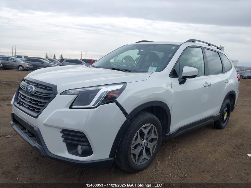 JF2SKEDC2NH513216 2022 SUBARU FORESTER photo no. 2