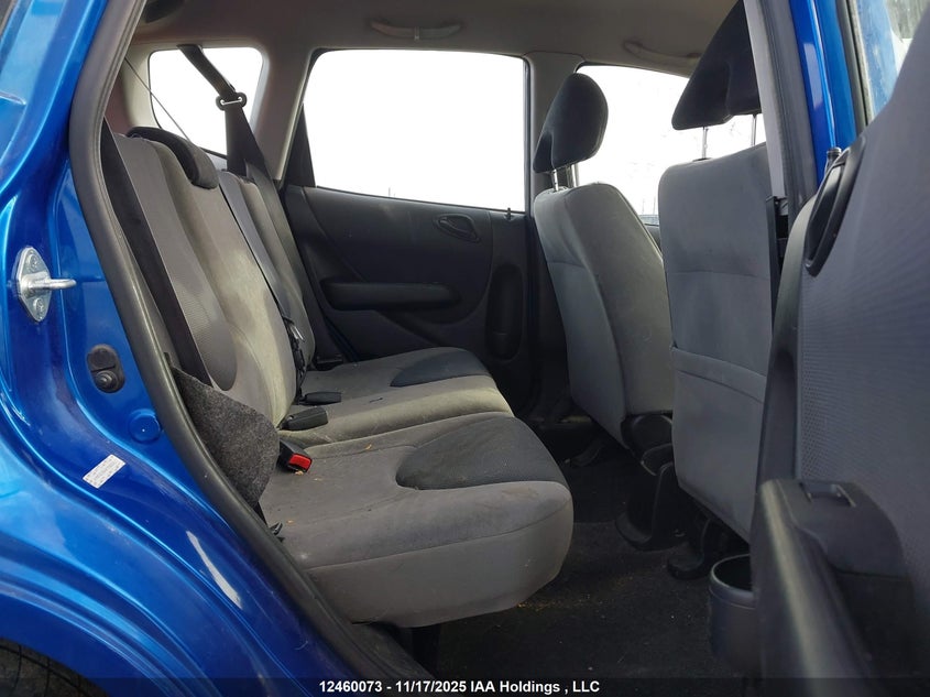 2007 Honda Fit Lx VIN: JHMGD384X7S803553 Lot: 12460073