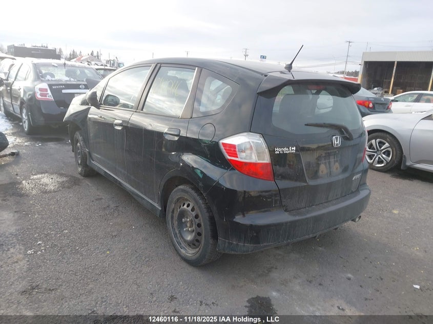 LUCGE8H71E3005256 2014 HONDA FIT photo no. 3