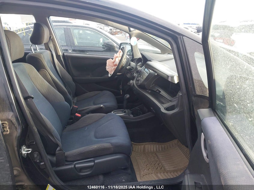LUCGE8H71E3005256 2014 HONDA FIT photo no. 5