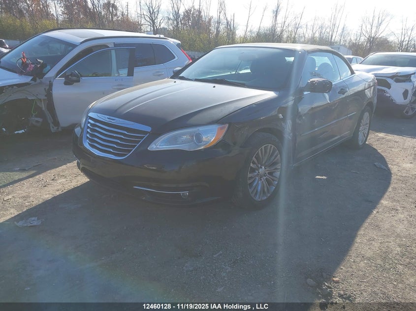 1C3BC2EG2BN578872 2011 CHRYSLER 200 photo no. 2