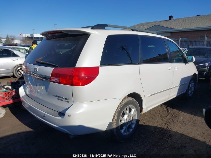 2004 Toyota Sienna VIN: 5TDBA22C04S010698 Lot: 12460136
