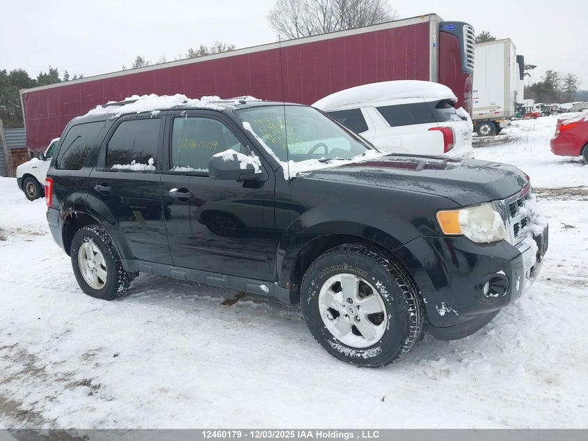 1FWCU0DG7AKA28002 2010 FORD ESCAPE photo no. 13