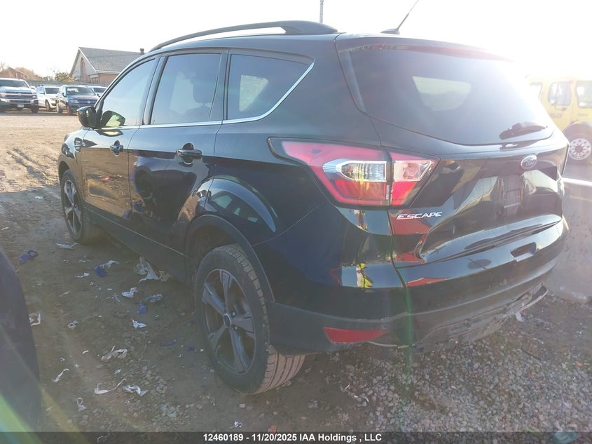 1FMCU9GD1HUB63996 2017 FORD ESCAPE photo no. 3