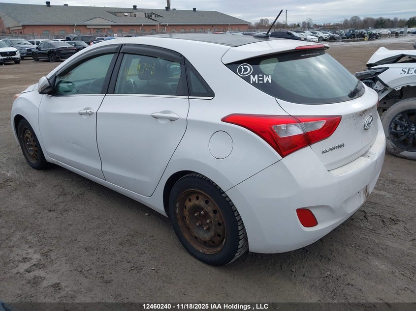 KMHD35LE0DU030820 2013 HYUNDAI ELANTRA photo no. 3