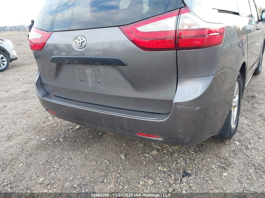 2017 Toyota Sienna VIN: 5TDZZ3DC8HS799442 Lot: 12460268