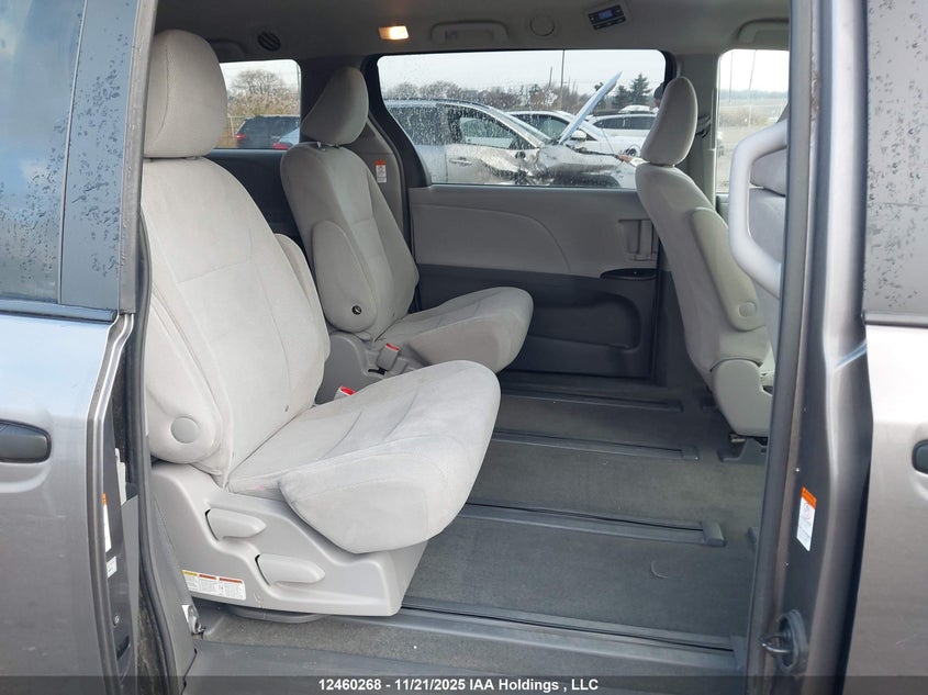 2017 Toyota Sienna VIN: 5TDZZ3DC8HS799442 Lot: 12460268