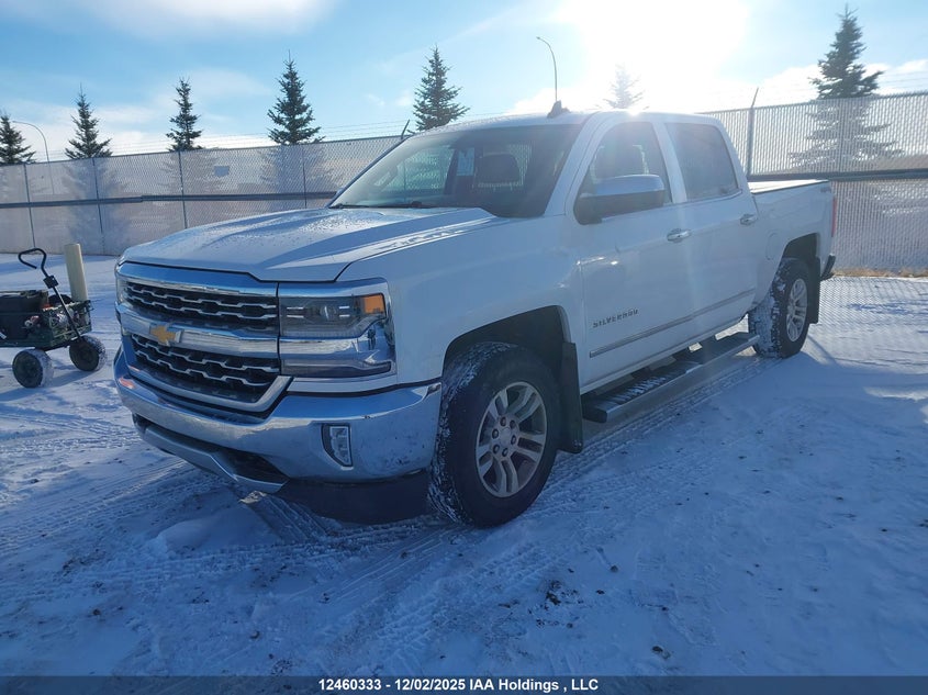 3GCUKSEC4HG475376 2017 CHEVROLET SILVERADO photo no. 2