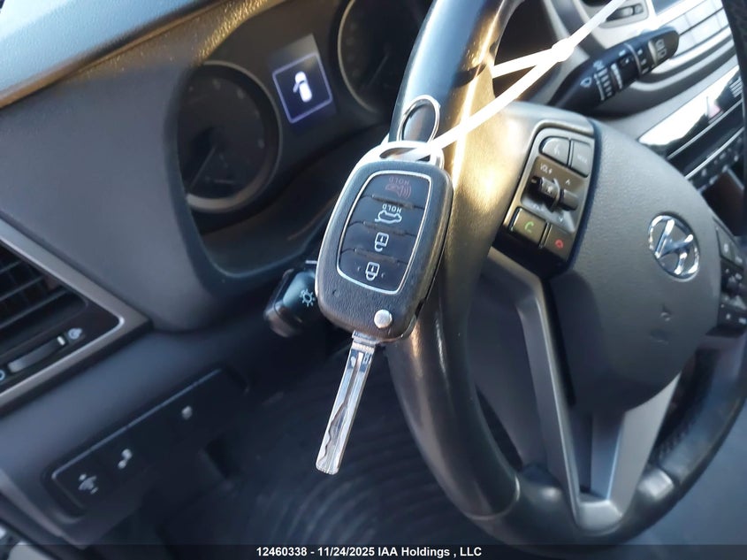 KM8J3CA23JU603799 2018 HYUNDAI TUCSON photo no. 11