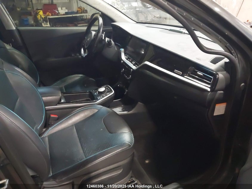 KNDCE3LG5L5066480 2020 KIA NIRO photo no. 5