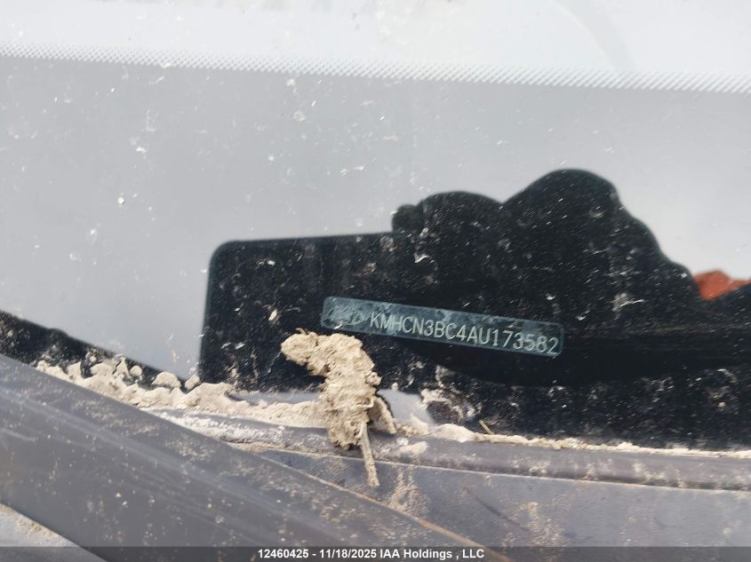 2010 Hyundai Accent L VIN: KMHCN3BC4AU173582 Lot: 12460425