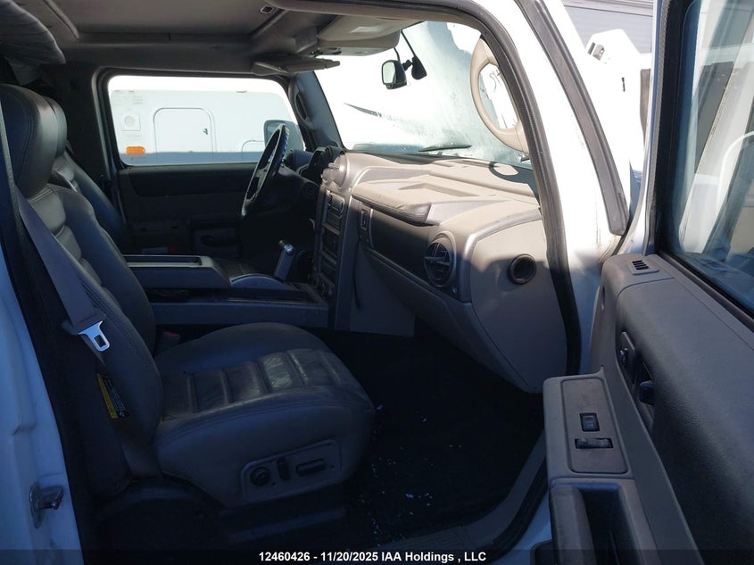 5GRGN23U33H125489 2003 HUMMER H2 photo no. 5