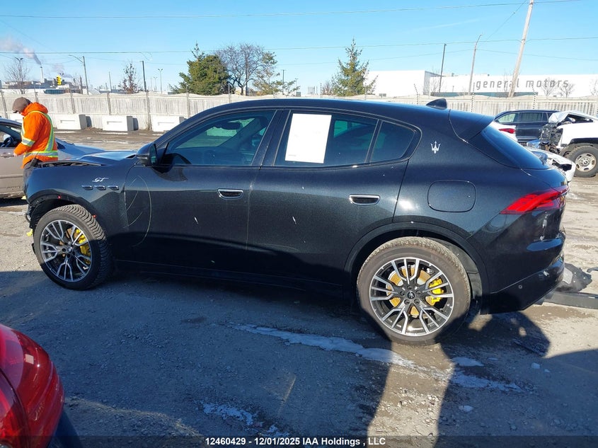 ZN682AVA3P7416466 2023 MASERATI GRECALE photo no. 14