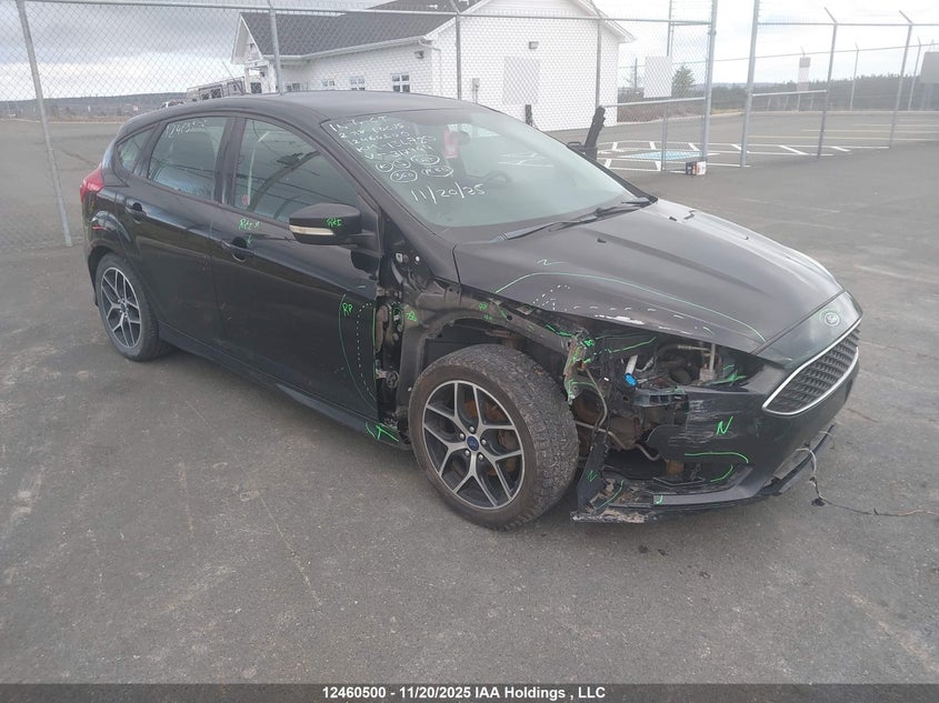 1FADP3K21JL317949 2018 Ford Focus Se auction photo 1
