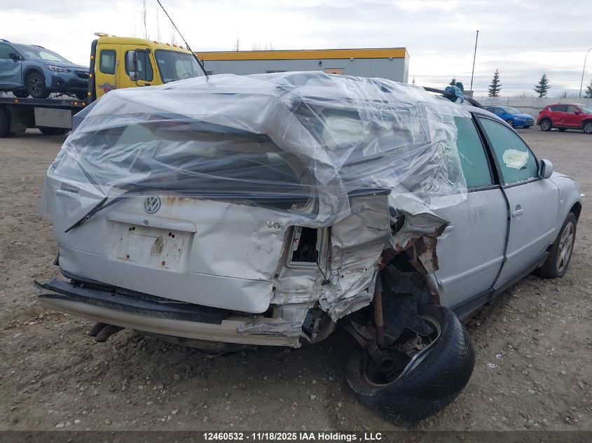 2000 Volkswagen Passat Glx VIN: WVWDD23B6YE388803 Lot: 12460532