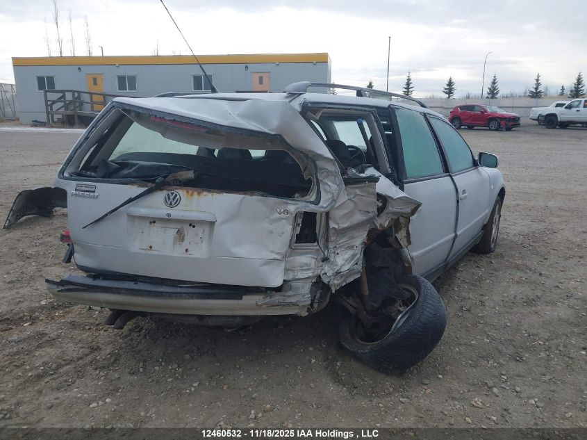 2000 Volkswagen Passat Glx VIN: WVWDD23B6YE388803 Lot: 12460532