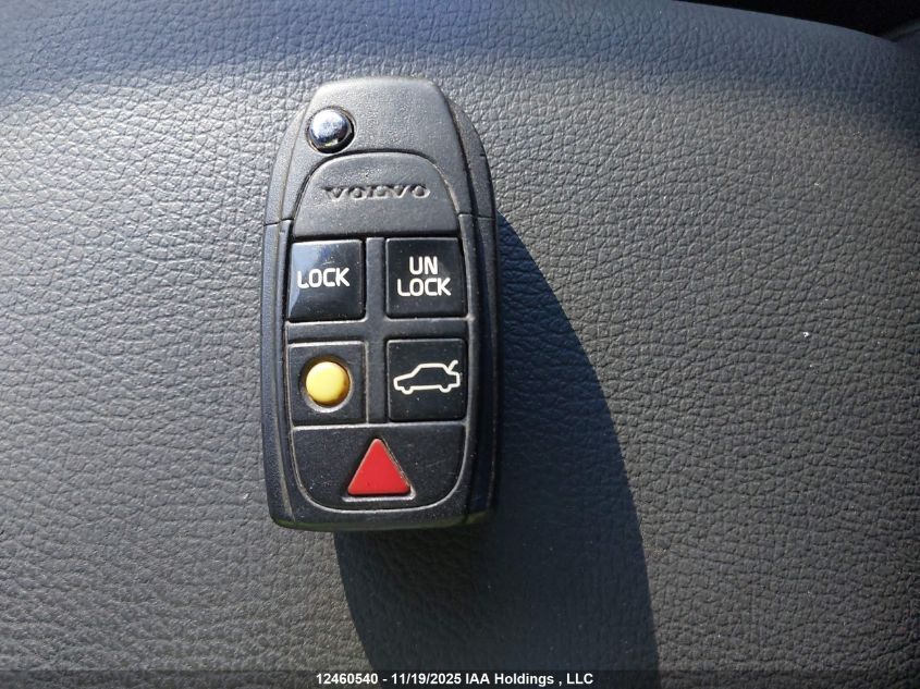 2004 Volvo V70 Fwd VIN: YV1SW59V342362492 Lot: 12460540