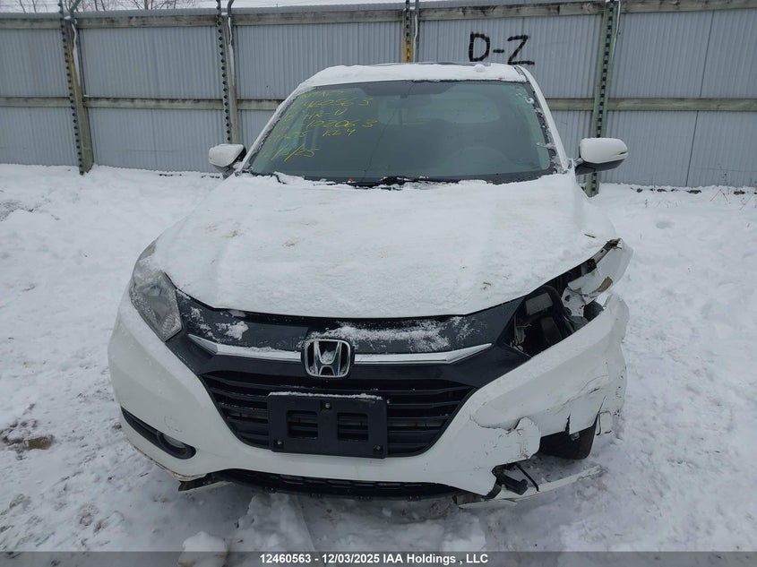 3CZRU6H57JM102063 2018 HONDA HR-V photo no. 13