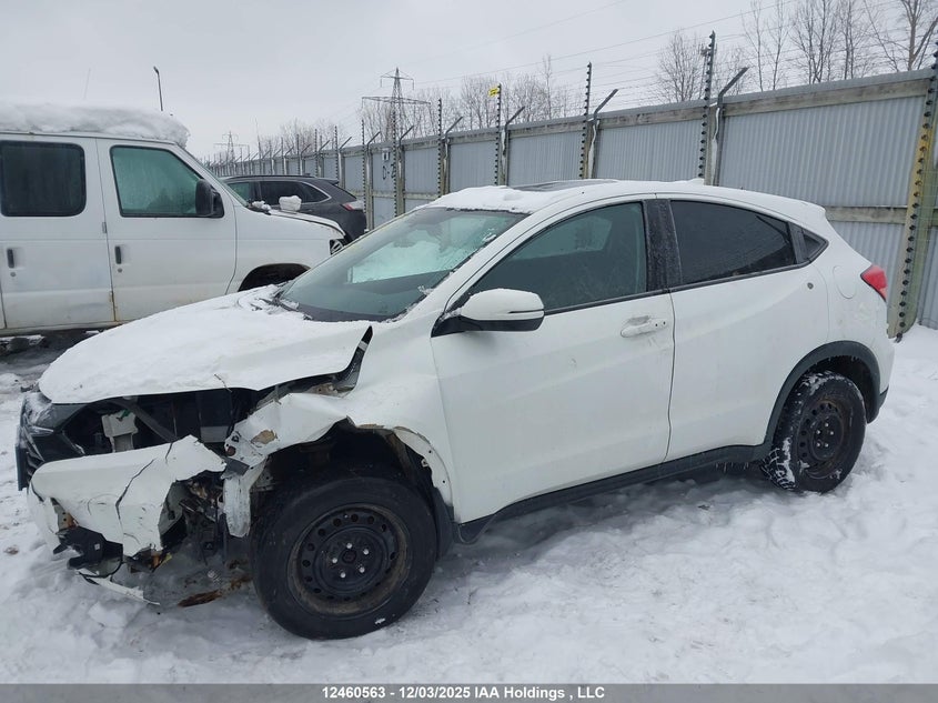 3CZRU6H57JM102063 2018 HONDA HR-V photo no. 15