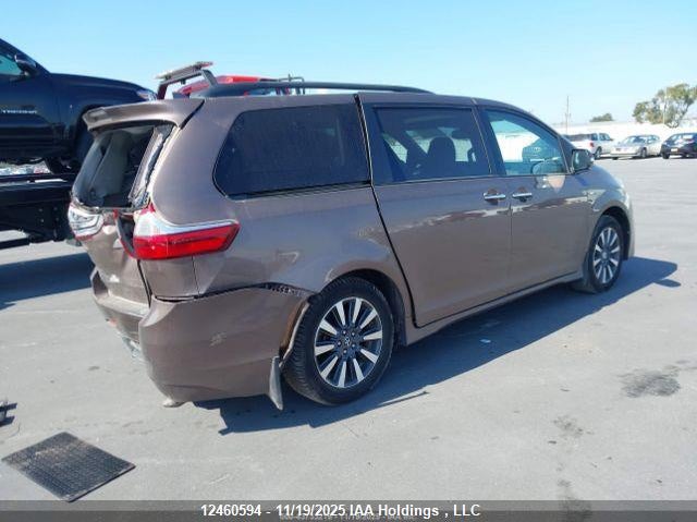 5TDDZ3DC7JS208565 2018 TOYOTA SIENNA photo no. 5