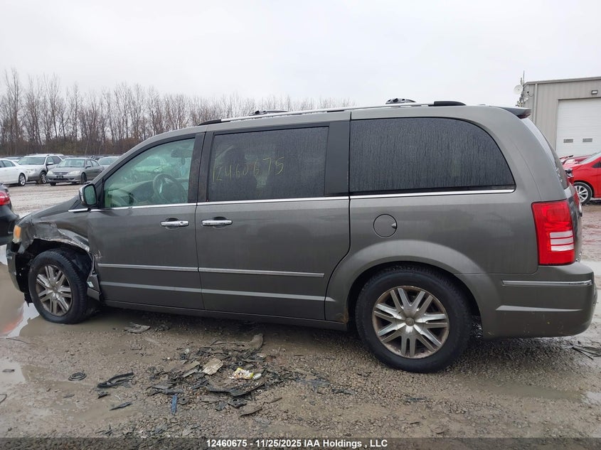 2010 Chrysler Town & Country Limited VIN: 2A4RR6DX2AR457823 Lot: 12460675