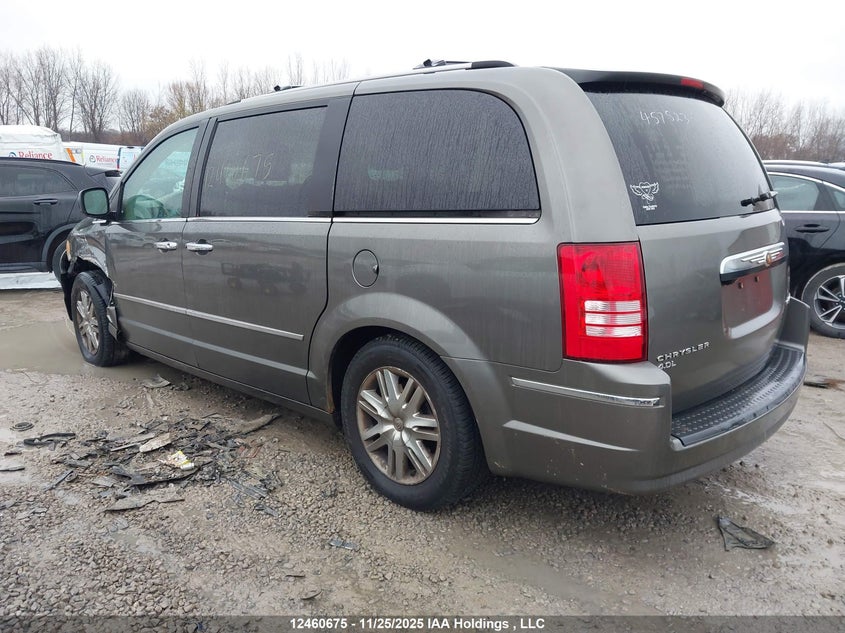 2A4RR6DX2AR457823 2010 CHRYSLER TOWN & COUNTRY photo no. 3
