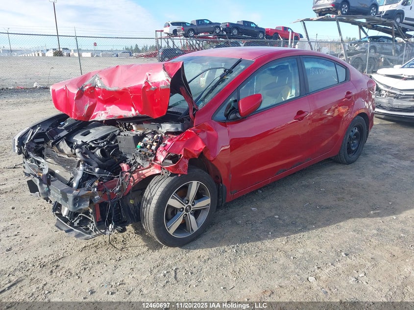 3KPFL4A71JE213939 2018 KIA FORTE photo no. 2
