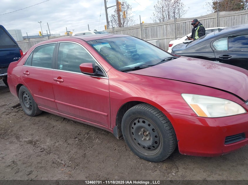 1HGCM567X7A809403 2007 HONDA ACCORD photo no. 13