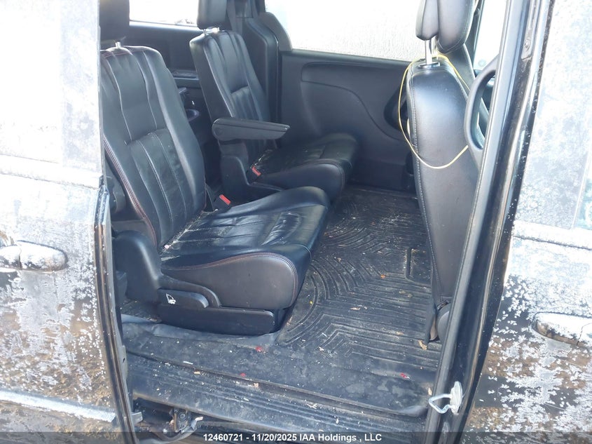 2011 Dodge Grand Caravan R/T VIN: 2D4RN7DG9BR705979 Lot: 12460721