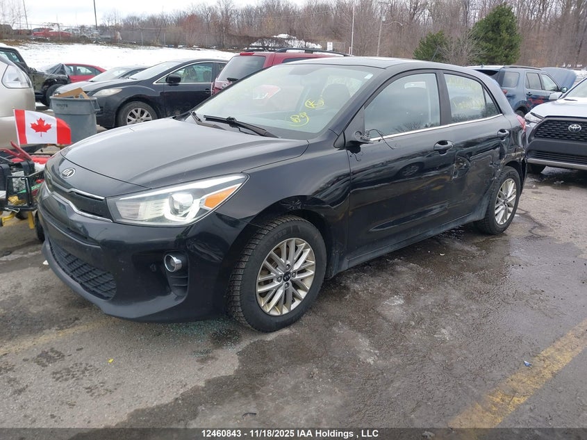 3KPA35AB2JE025807 2018 KIA RIO photo no. 2