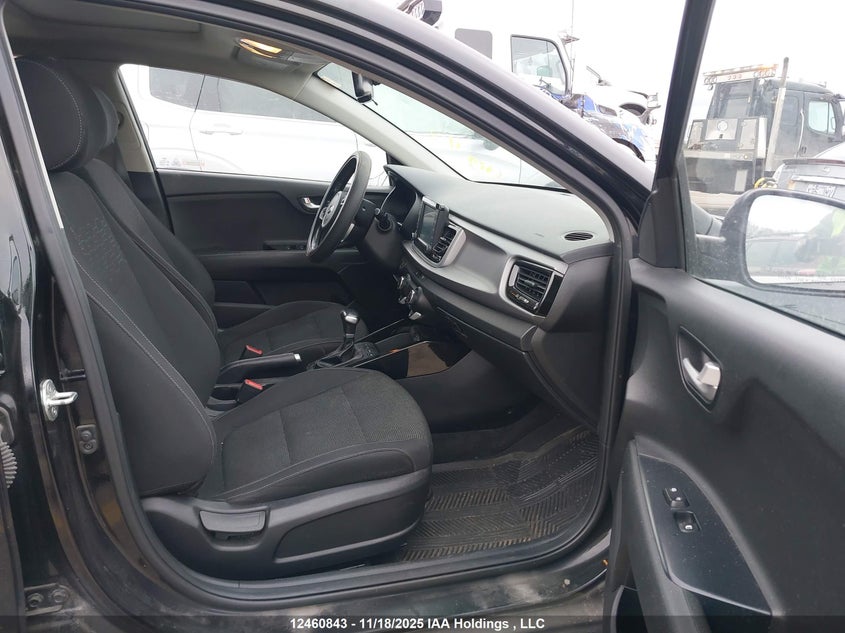 3KPA35AB2JE025807 2018 KIA RIO photo no. 5