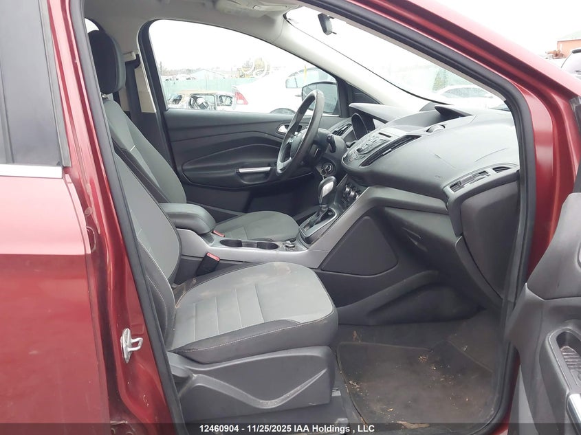 1FMCU0GX4EUA48665 2014 FORD ESCAPE photo no. 5