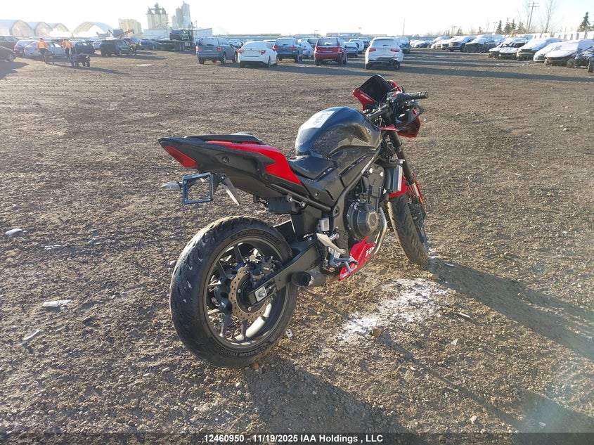 MLHPC7063S5100082 2025 HONDA CBR photo no. 4