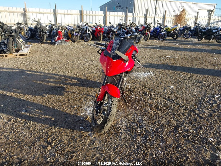 MLHPC7063S5100082 2025 HONDA CBR photo no. 5