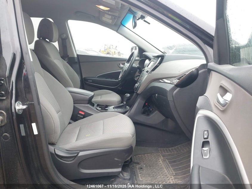5XYZT3LB8JG521590 2018 HYUNDAI SANTA FE photo no. 5