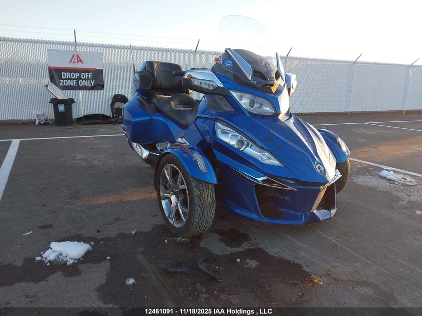 2BXNBDD23KV002733 2019 Can-Am Spyder Roadster Rt/Rt Limited auction photo 1