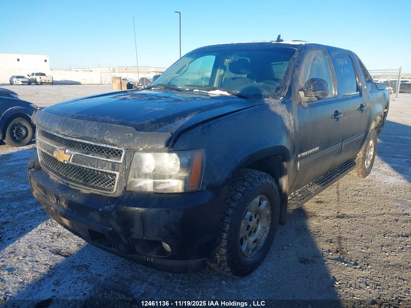 3GNTKFE73CG255085 2012 CHEVROLET AVALANCHE photo no. 2