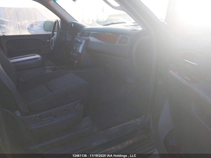 3GNTKFE73CG255085 2012 CHEVROLET AVALANCHE photo no. 5