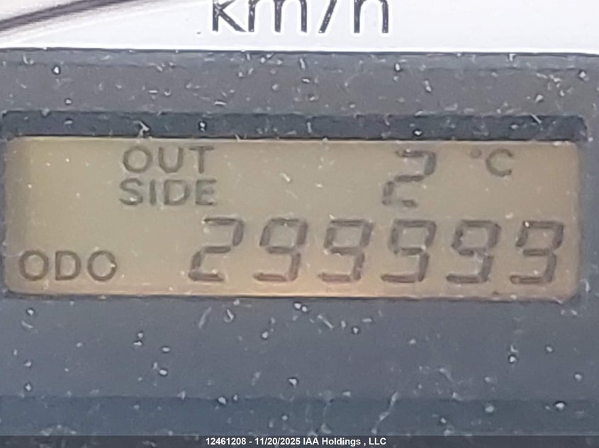 2003 Toyota Corolla Ce/Le/Sport VIN: 2T1BR32E83C740303 Lot: 12461208