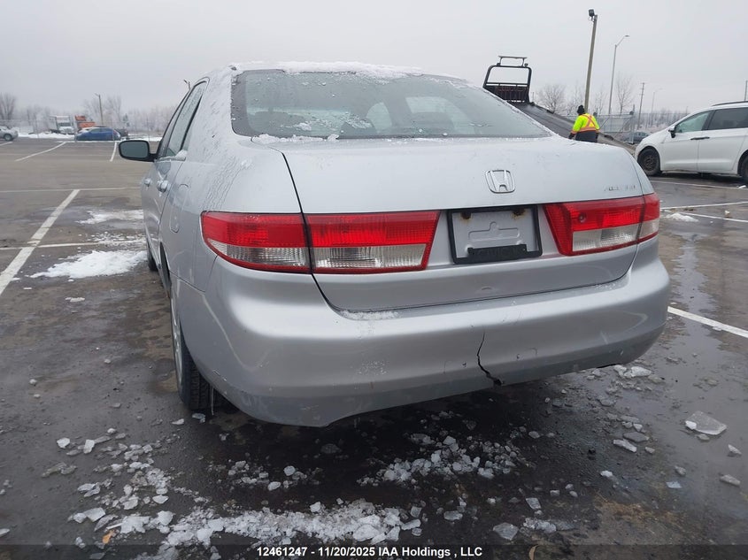 2004 Honda Accord Lx VIN: 1HGCM56424A811826 Lot: 12461247