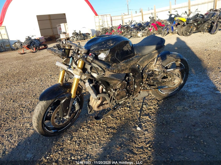 JS1GR7MA8L7100692 2020 SUZUKI GSX-R photo no. 2